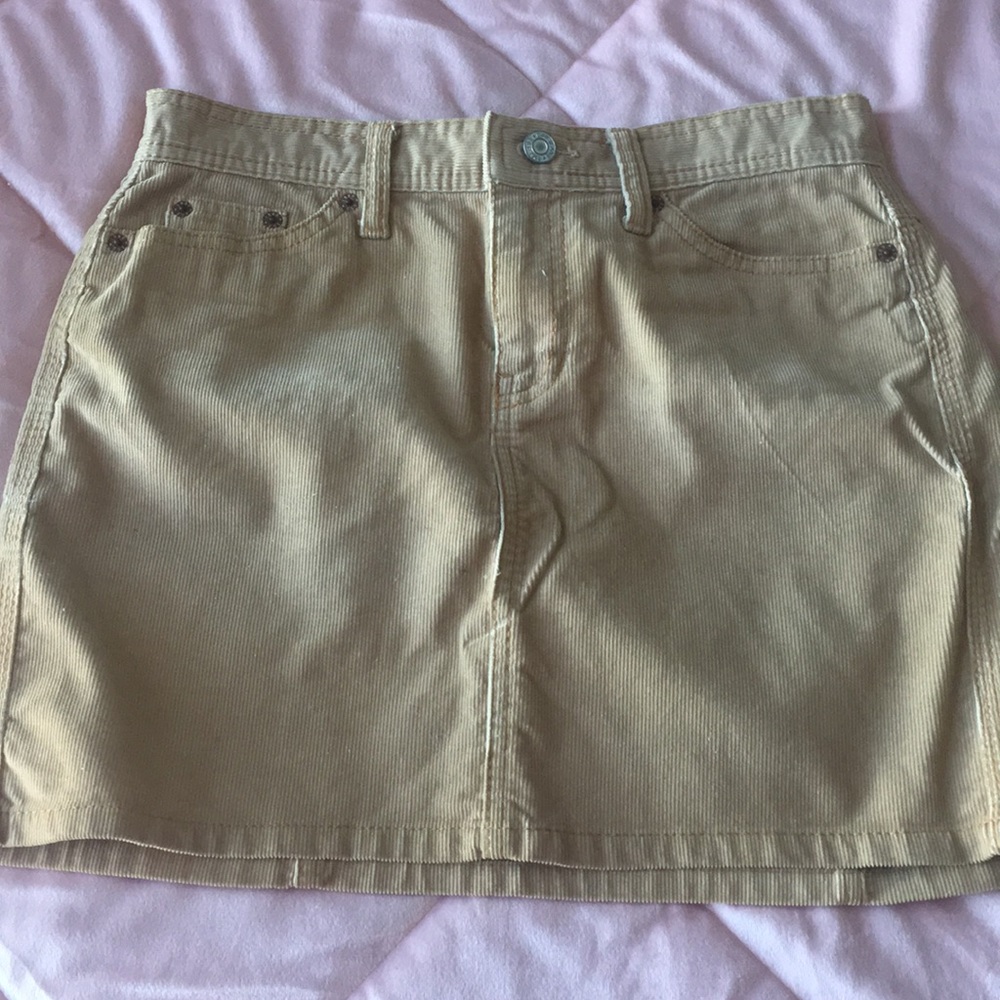 Tan corduroy skirt - Picture 1 of 3